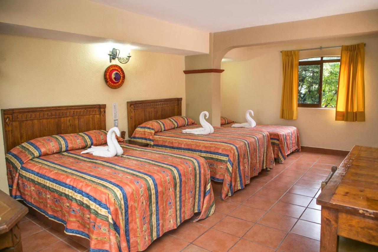 Hotel Hacienda Maria Eugenia Acapulco Exterior photo